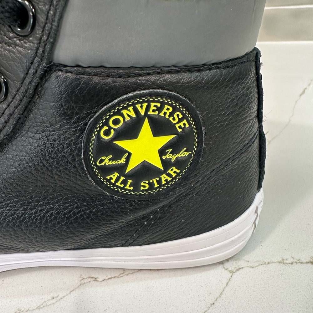 Converse Chuck Taylor All Star. Color Black, Green And White. Boy Size 5. - Picture 5 of 11